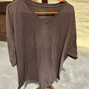 Gildan Brown V-Neck Short Sleeve Tee